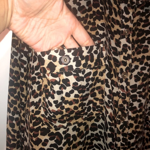3 for $20 & 15%-Woman’s leopard print blouse - Picture 4 of 6